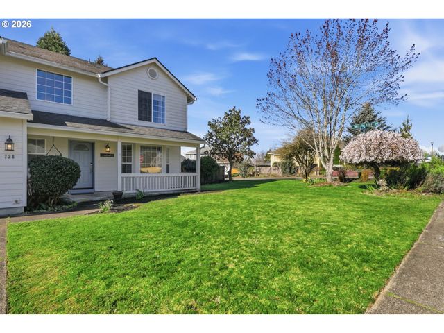 728 E HERITAGE Loop, La Center, WA 98629