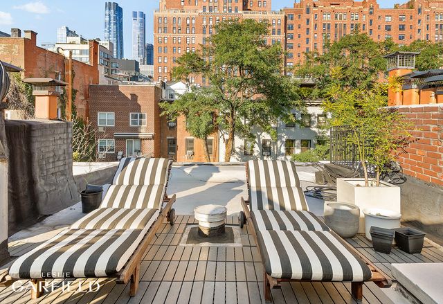 485 W 22ND Street, New York City, NY 10011