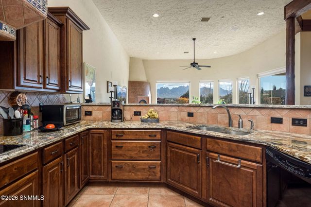 4250 Salvia Loop, Las Cruces, NM 88011