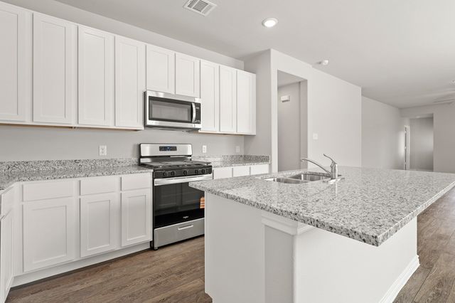 7004 Trestle Street, Fort Worth, TX 76036