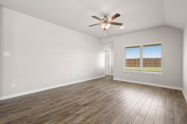 7004 Trestle Street, Fort Worth, TX 76036