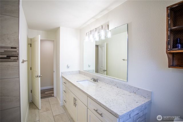 6006 16th Avenue SE, Lacey, WA 98503