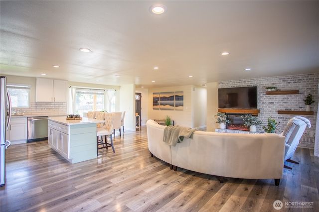 6006 16th Avenue SE, Lacey, WA 98503