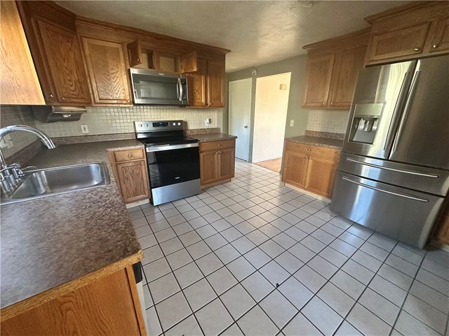 74 Lake Street, Cranston, RI 02910