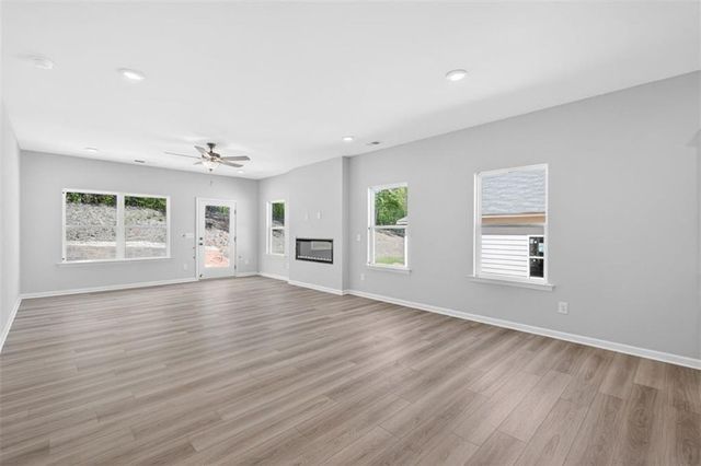 103 Meadowview Court, Carrollton, GA 30117