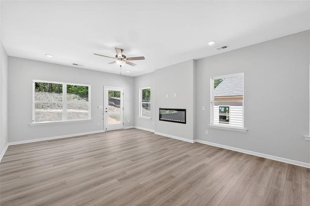 103 Meadowview Court, Carrollton, GA 30117