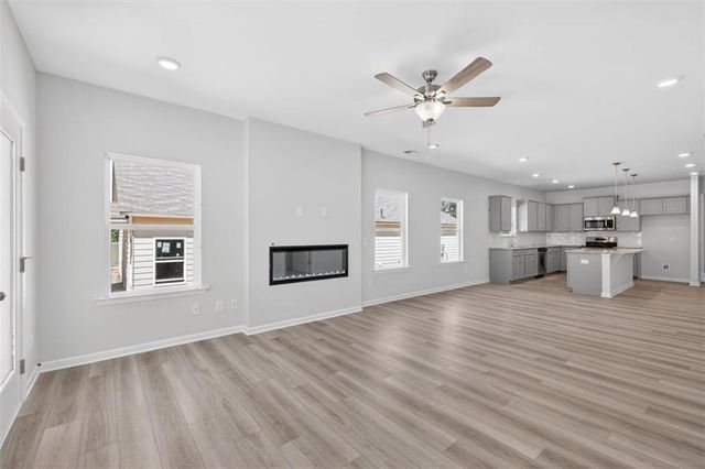 103 Meadowview Court, Carrollton, GA 30117