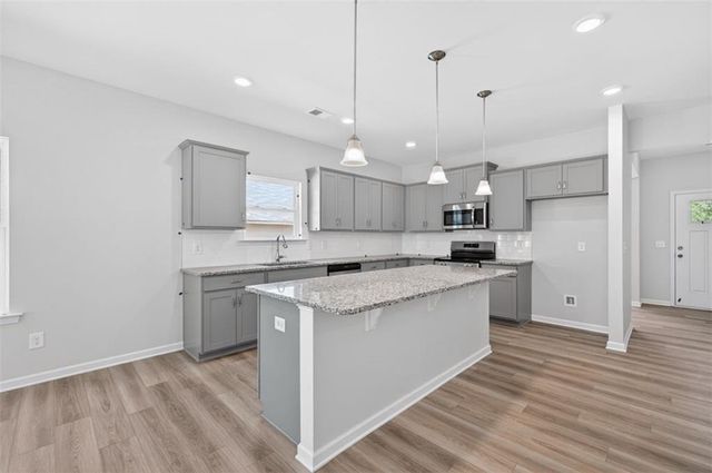 103 Meadowview Court, Carrollton, GA 30117