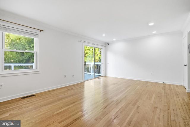2 BUSH HILL CT, Gaithersburg, MD 20882