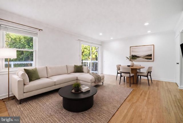 2 BUSH HILL CT, Gaithersburg, MD 20882