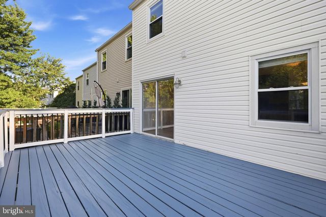 2 BUSH HILL CT, Gaithersburg, MD 20882