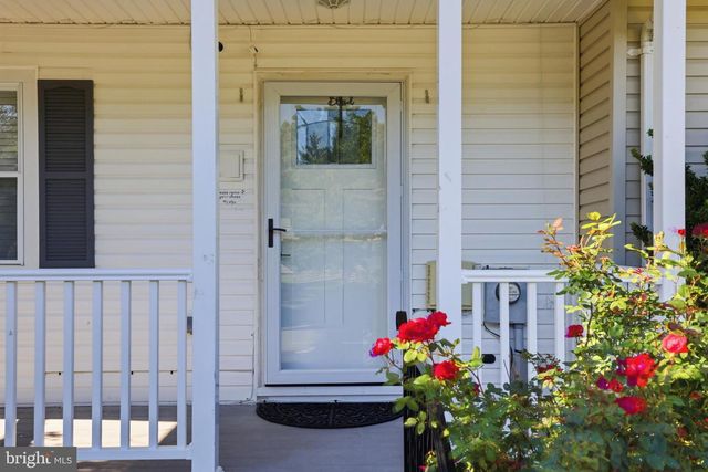 2 BUSH HILL CT, Gaithersburg, MD 20882
