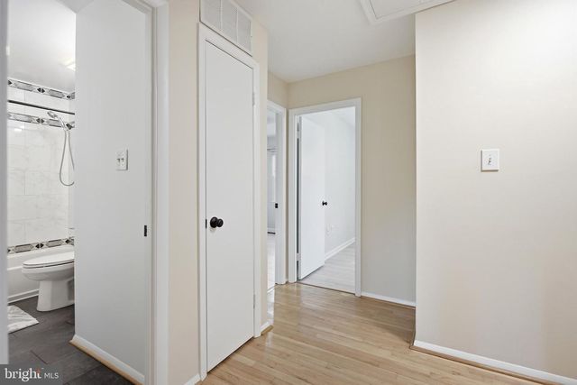 2 BUSH HILL CT, Gaithersburg, MD 20882