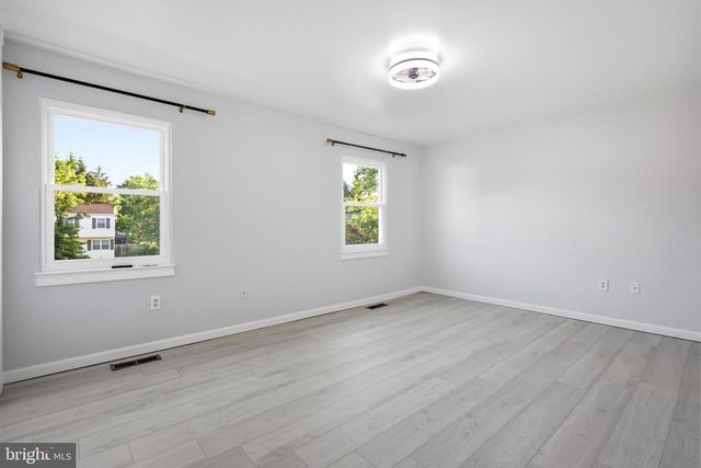 2 BUSH HILL CT, Gaithersburg, MD 20882