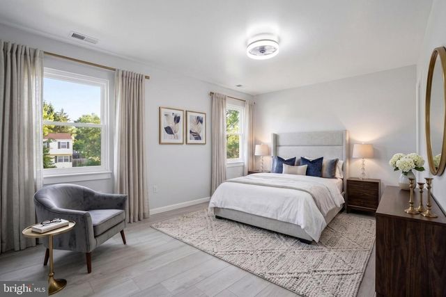 2 BUSH HILL CT, Gaithersburg, MD 20882