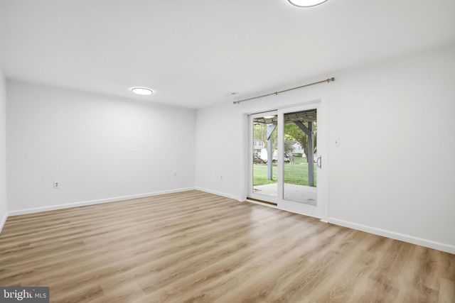 2 BUSH HILL CT, Gaithersburg, MD 20882