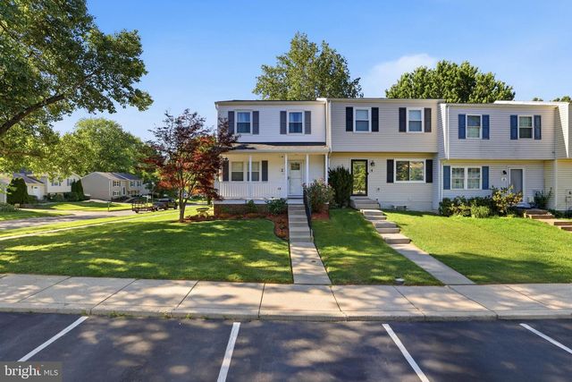 2 BUSH HILL CT, Gaithersburg, MD 20882