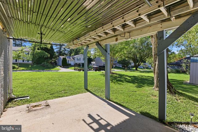 2 BUSH HILL CT, Gaithersburg, MD 20882