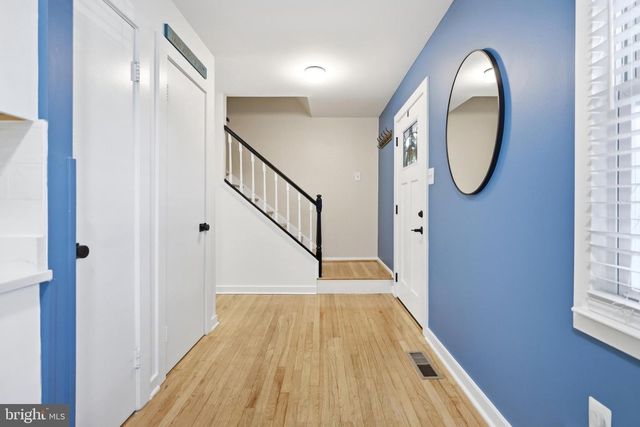 2 BUSH HILL CT, Gaithersburg, MD 20882