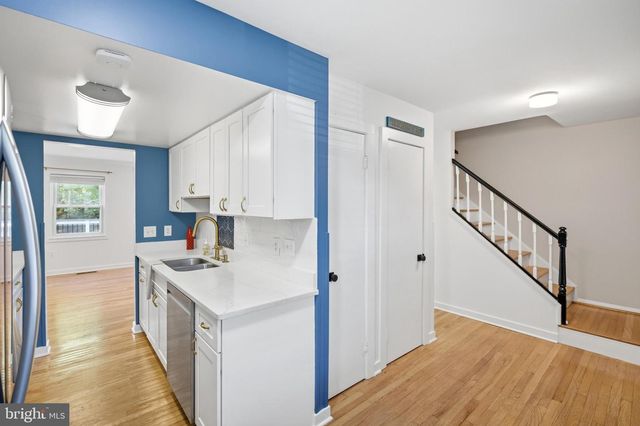 2 BUSH HILL CT, Gaithersburg, MD 20882