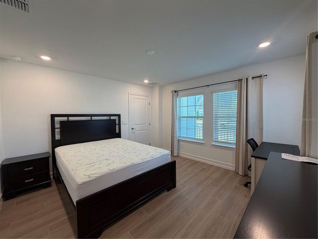 1523 W CHESTNUT STREET, Tampa, FL 33607