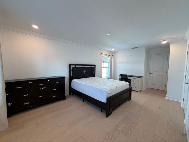 1523 W CHESTNUT STREET, Tampa, FL 33607