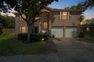 1707 Oak Valley Drive, Kemah, TX 77565