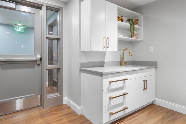 99 Unit 208 Foundry Place, Portsmouth, NH 03801