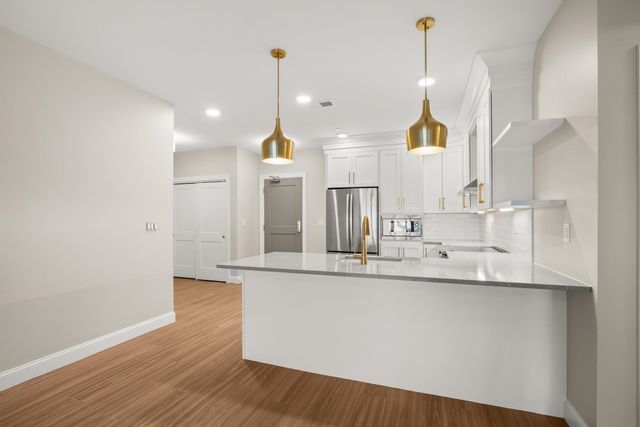 99 Unit 208 Foundry Place, Portsmouth, NH 03801