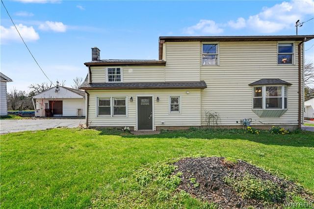 5258 Chestnut Ridge Road, Orchard Park, NY 14127