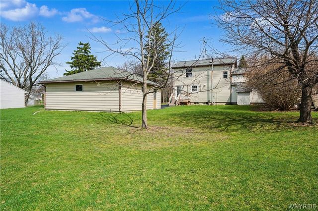 5258 Chestnut Ridge Road, Orchard Park, NY 14127