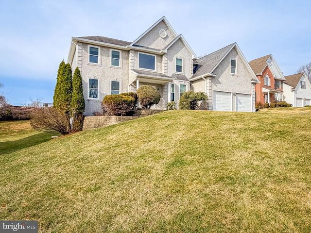 838 GINA DR, Philadelphia, PA 19115