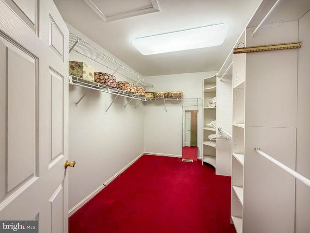 838 GINA DR, Philadelphia, PA 19115