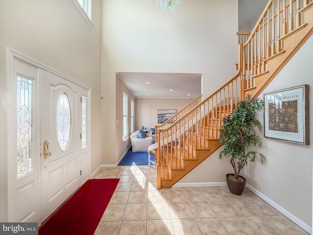 838 GINA DR, Philadelphia, PA 19115