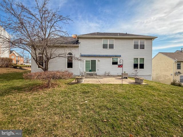 838 GINA DR, Philadelphia, PA 19115