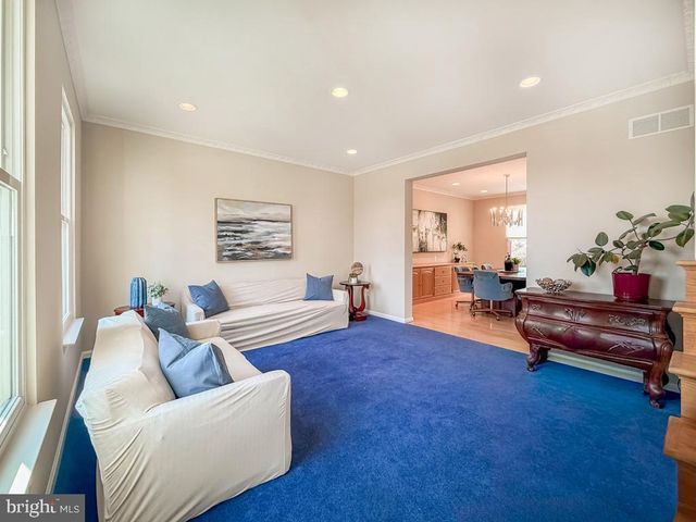 838 GINA DR, Philadelphia, PA 19115