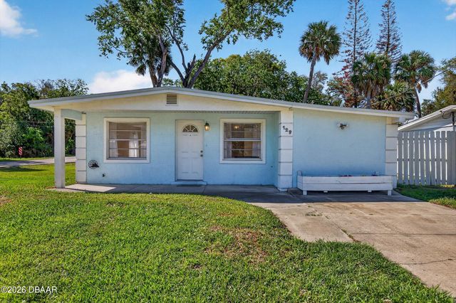 128 Oakridge Avenue, Edgewater, FL 32132