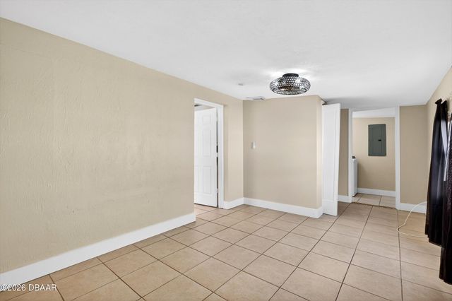 128 Oakridge Avenue, Edgewater, FL 32132