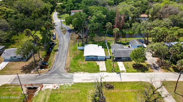 128 Oakridge Avenue, Edgewater, FL 32132