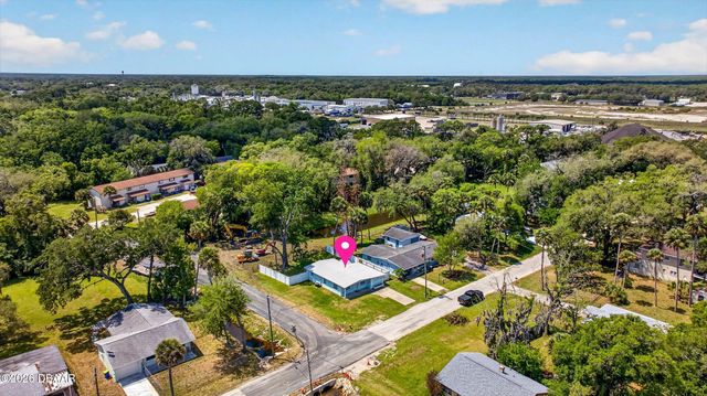 128 Oakridge Avenue, Edgewater, FL 32132