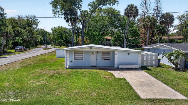 128 Oakridge Avenue, Edgewater, FL 32132