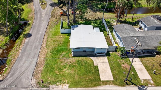 128 Oakridge Avenue, Edgewater, FL 32132