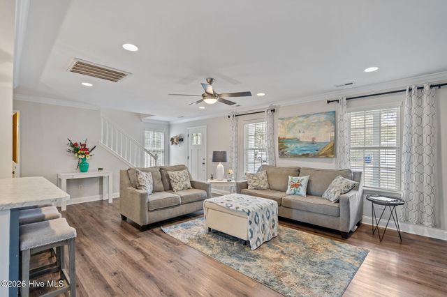 142 NE 14th Street, Oak Island, NC 28465