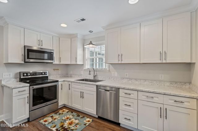 142 NE 14th Street, Oak Island, NC 28465