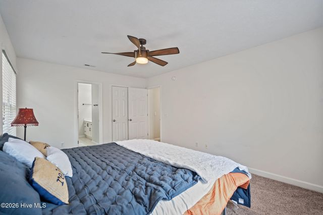 142 NE 14th Street, Oak Island, NC 28465