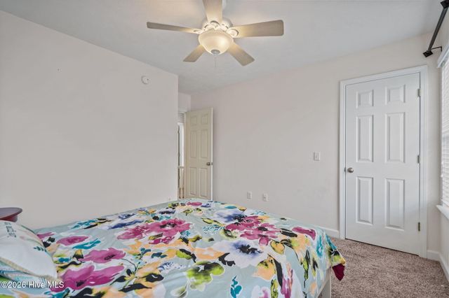 142 NE 14th Street, Oak Island, NC 28465