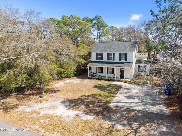 142 NE 14th Street, Oak Island, NC 28465