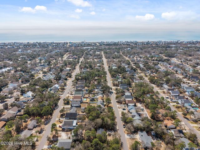142 NE 14th Street, Oak Island, NC 28465
