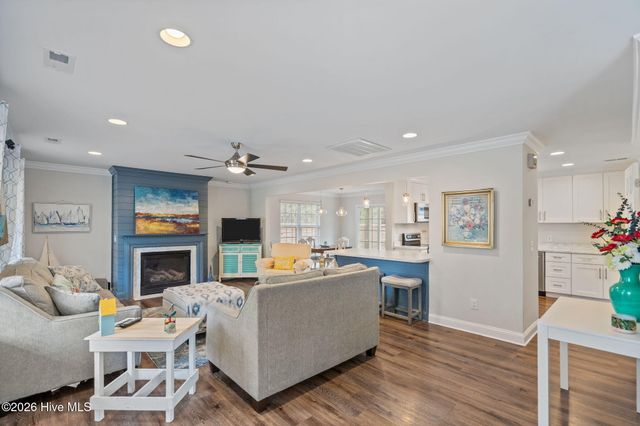 142 NE 14th Street, Oak Island, NC 28465