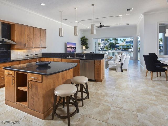 4419 Crayton RD, Naples, FL 34103